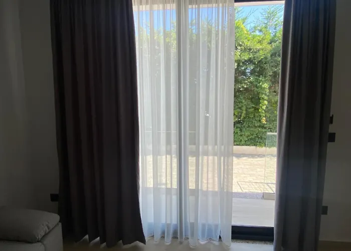 Hotel Bristol Velipojë